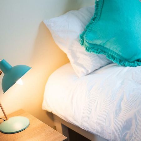 Off Road Parking, Garden, Tv In Every Room Swansea Esterno foto